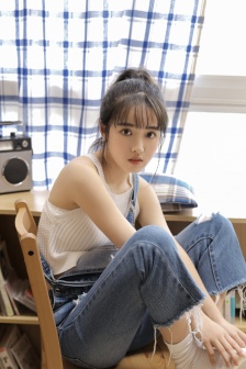 一朵梨花压海棠